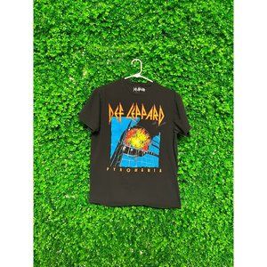 Vintage Def Leppard Band T-shirt - Adult Mens Large - U55